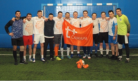 Самарские энергетики взяли «серебро» городского футбольного первенства