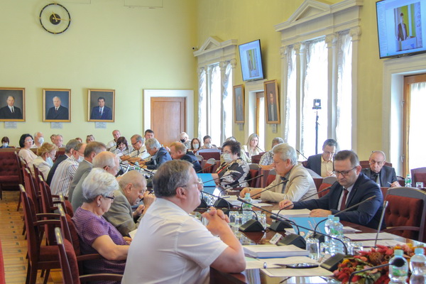 Заседание Исполкома ФНПР: юбилейный Генсовет, итоги колдоговорной кампании и правозащитной работы